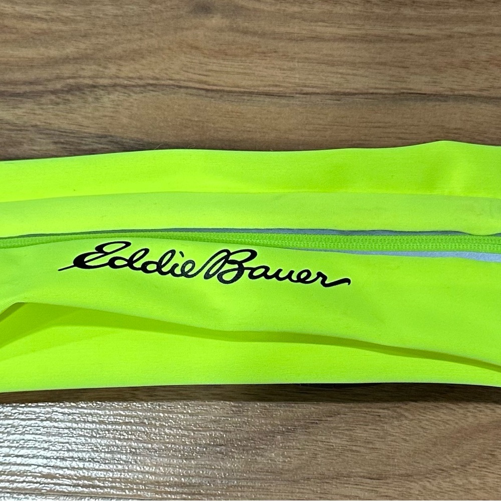 Eddie Bauer Light-Up Rechargeable Waistbelt